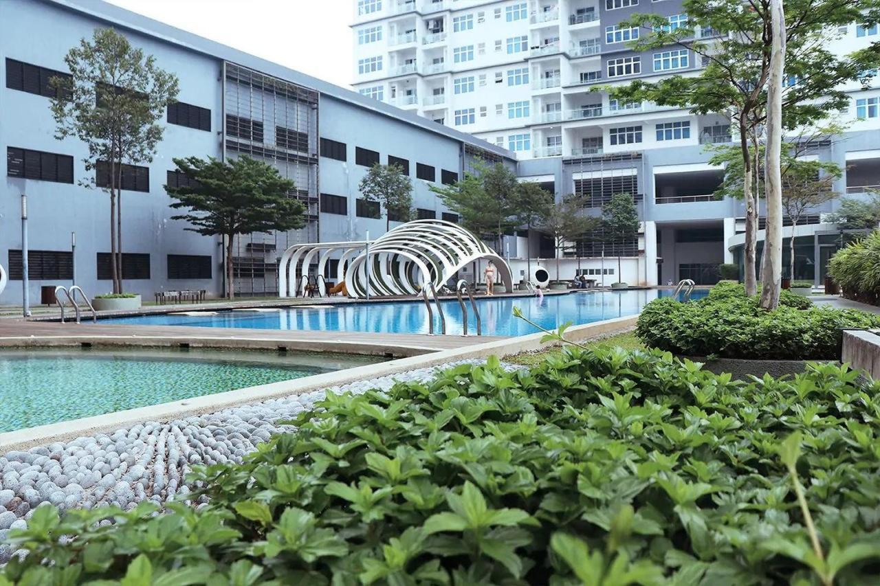 Puchong Skypod Residence @ Hostay Eksteriør billede